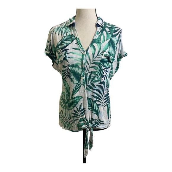 Tommy Bahama womens linen button tie knot palm tree top. Size medium floral - Picture 11 of 11